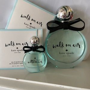 ‼️Kate Spade 3/4 oz “Walk on Air “ eau de parfum ‼️plus a 1 oz mini parfum‼️